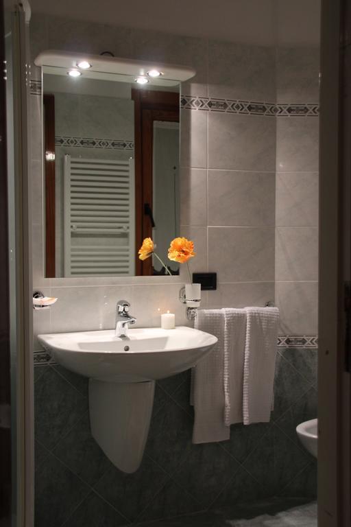 Albergo Bucaneve Campodolcino Kültér fotó